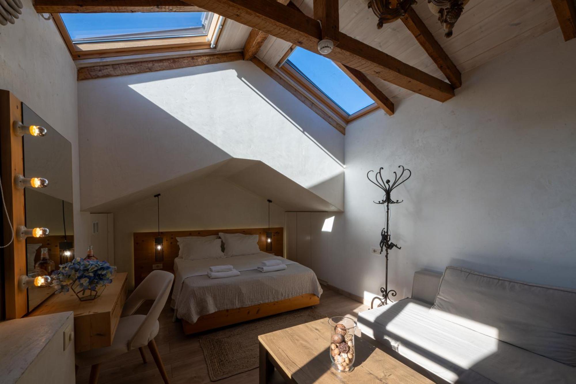 Panellinion Luxury Rooms Kalamata Ngoại thất bức ảnh